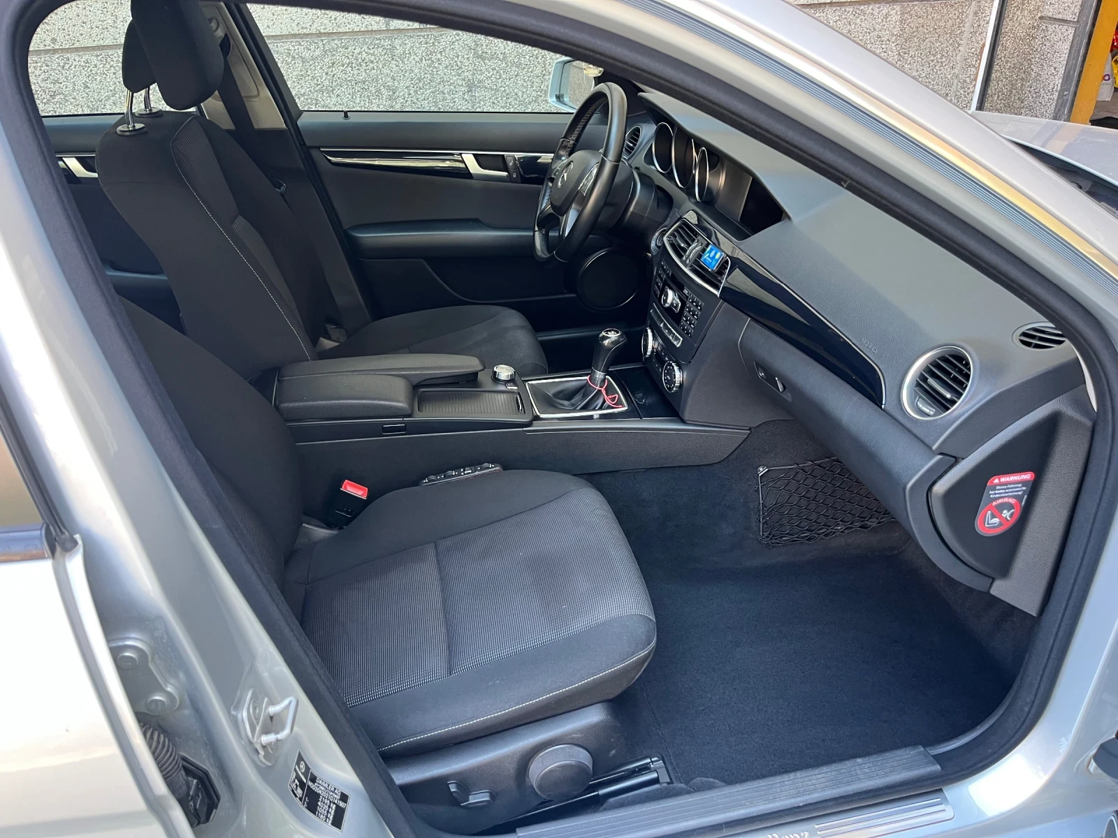 Mercedes-Benz C 220 W204, снимка 11 - Автомобили и джипове - 54746409