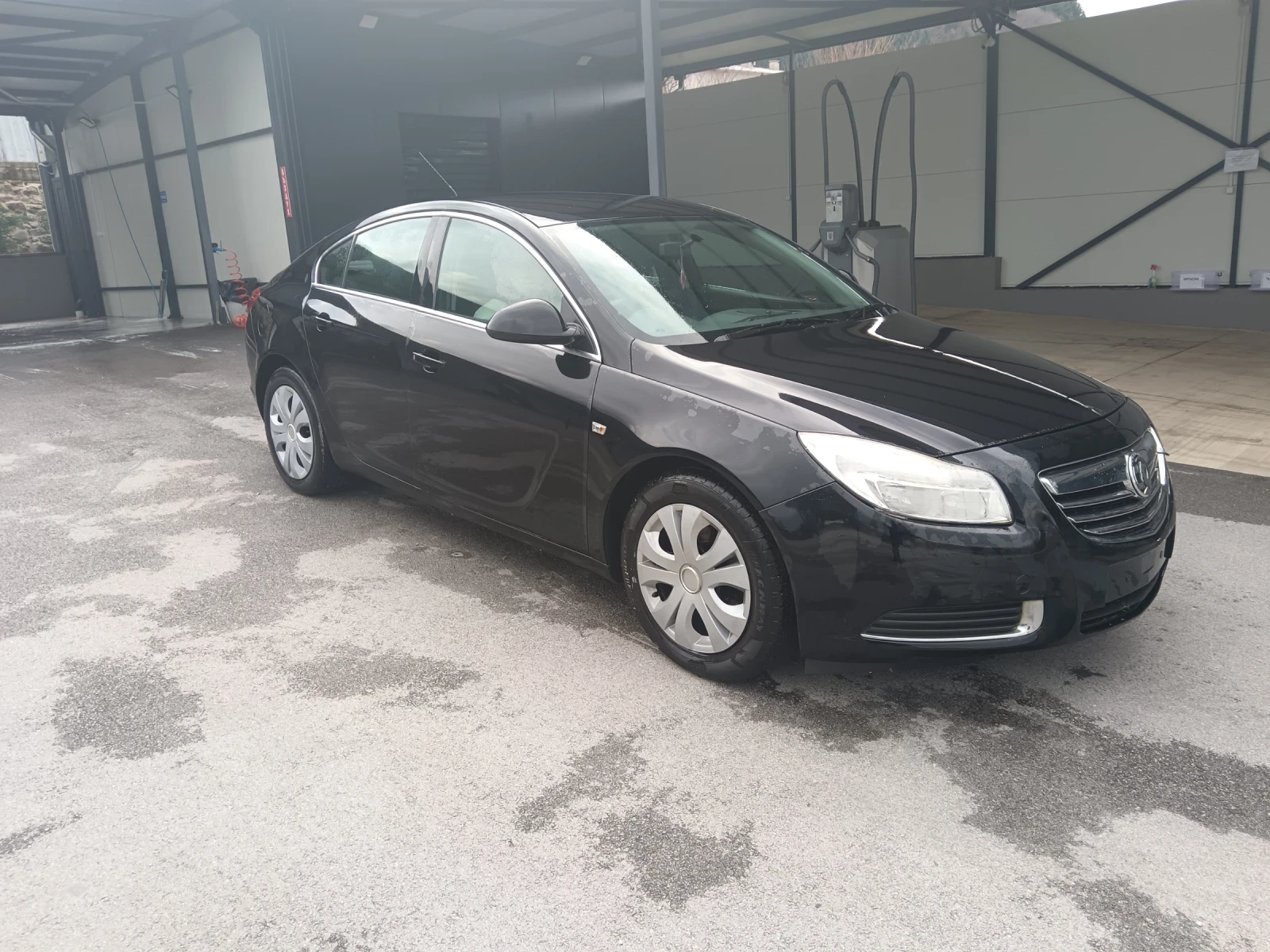 Opel Insignia 1.8, снимка 3 - Автомобили и джипове - 54767383