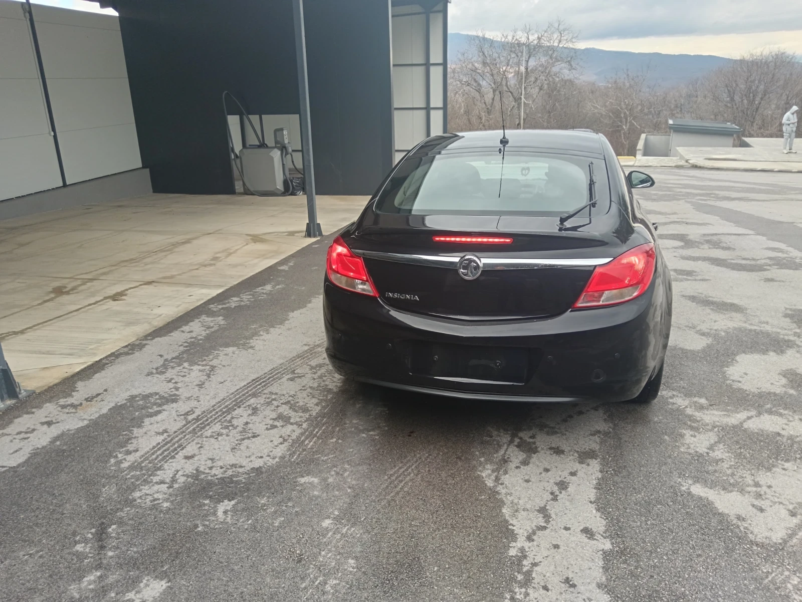 Opel Insignia 1.8, снимка 5 - Автомобили и джипове - 54767383