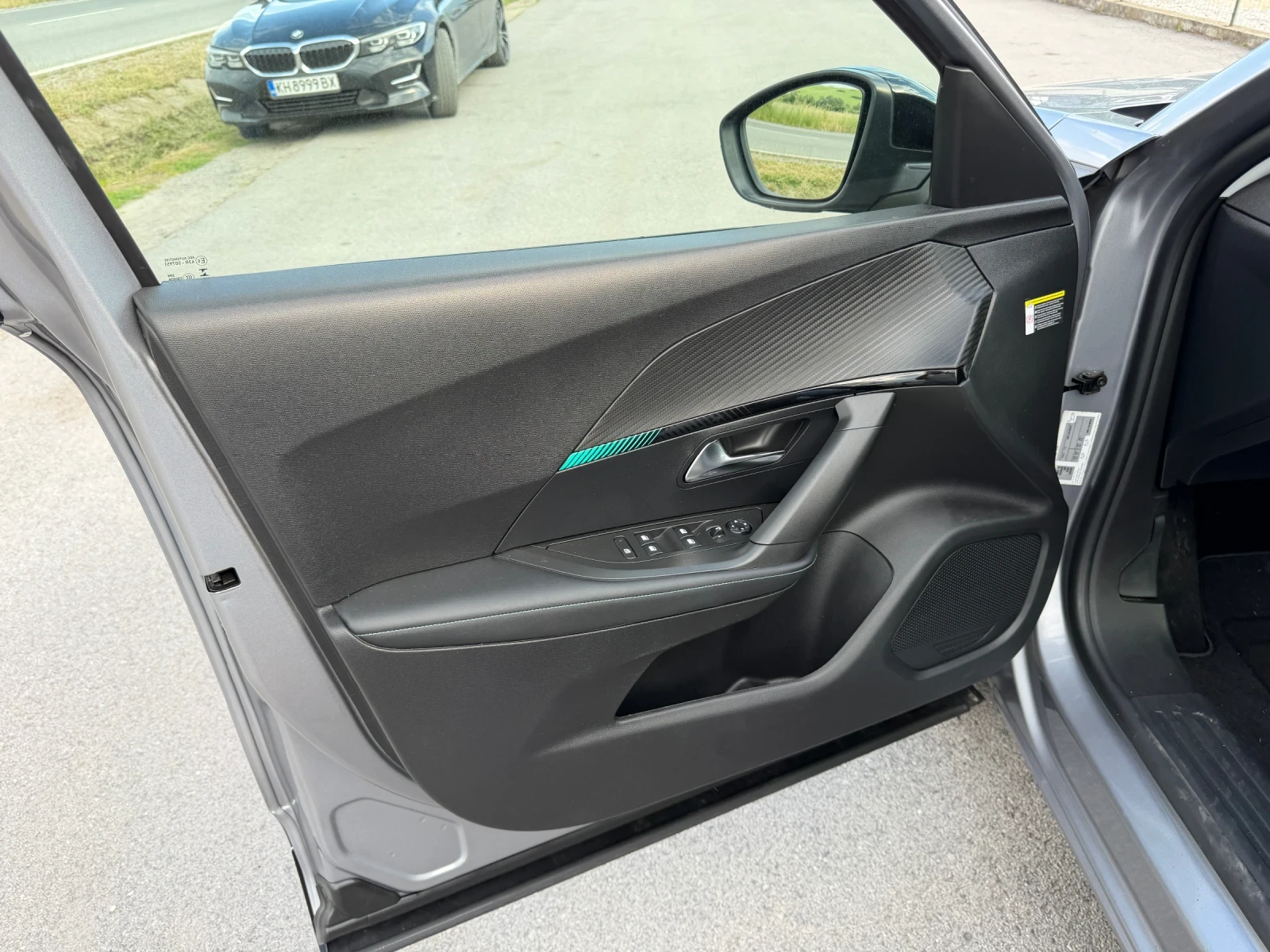 Peugeot 2008 1.5 HDI, снимка 15 - Автомобили и джипове - 54803388
