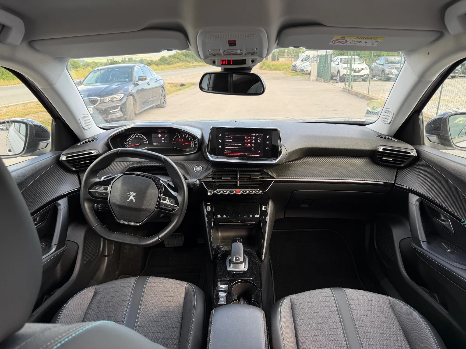 Peugeot 2008 1.5 HDI, снимка 12 - Автомобили и джипове - 54803388