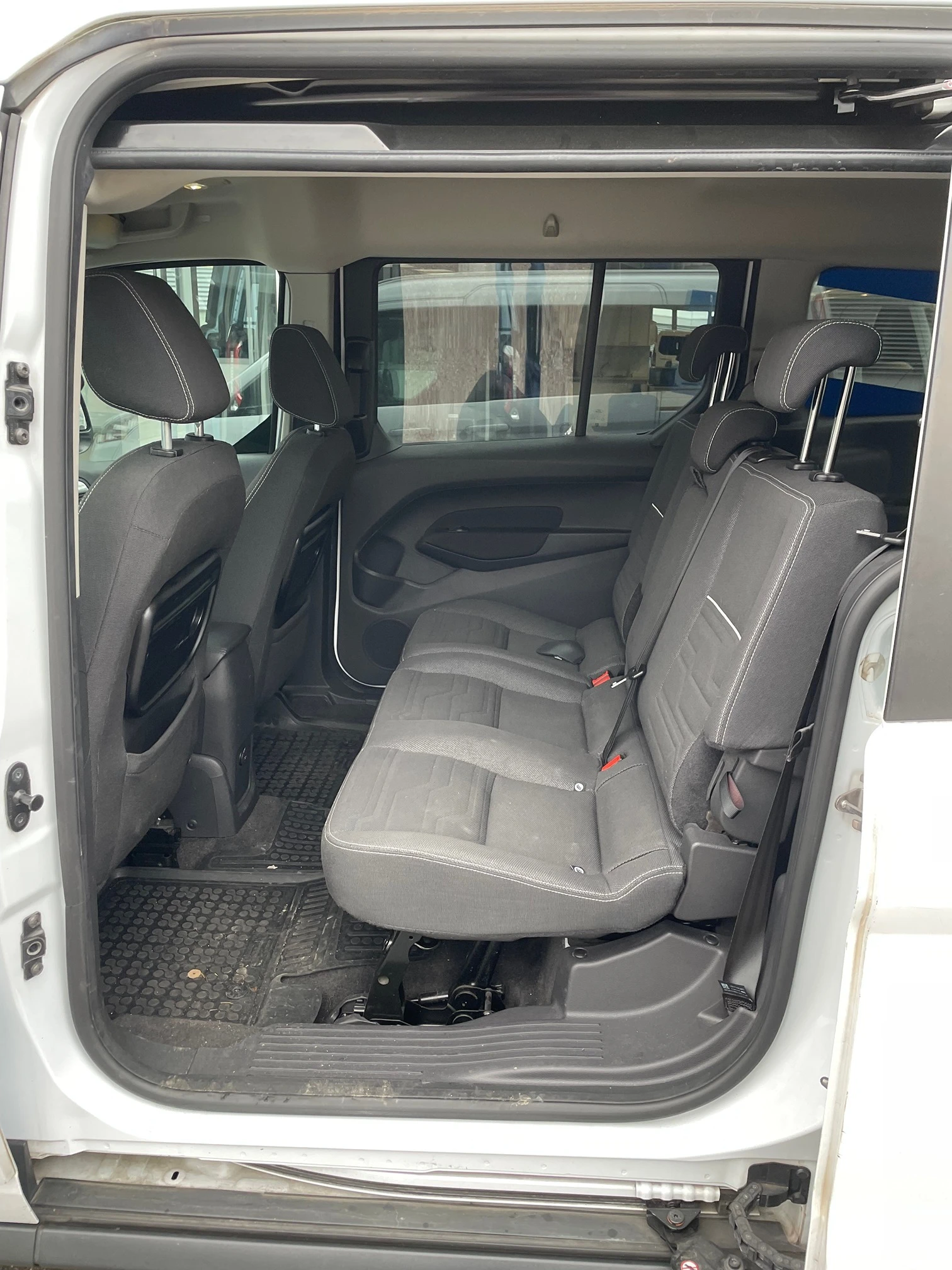 Ford Tourneo Connect 1.6 Duratec - A�������� | Mobile.bg � ����������� 14