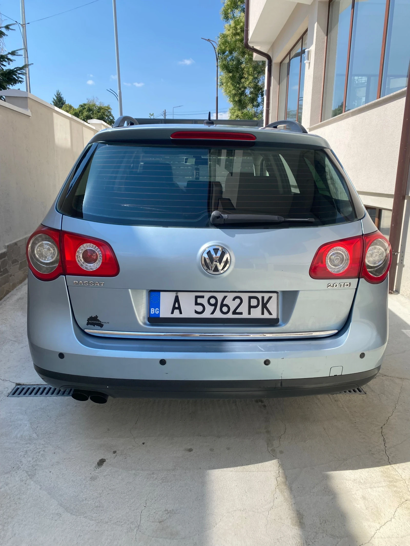 VW Passat 2.0 TDI, снимка 2 - Автомобили и джипове - 55604603