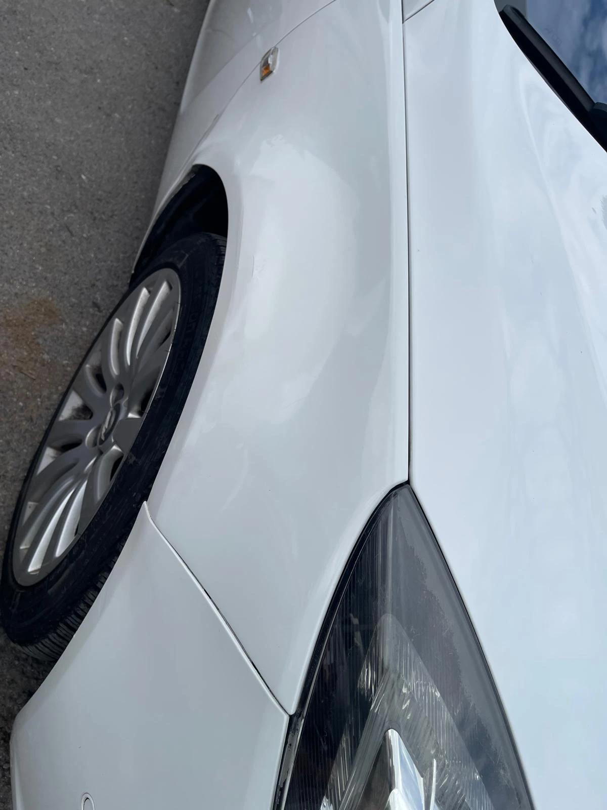 Opel Insignia 2.0 CDTI  Автомат комби, снимка 11 - Автомобили и джипове - 56211566