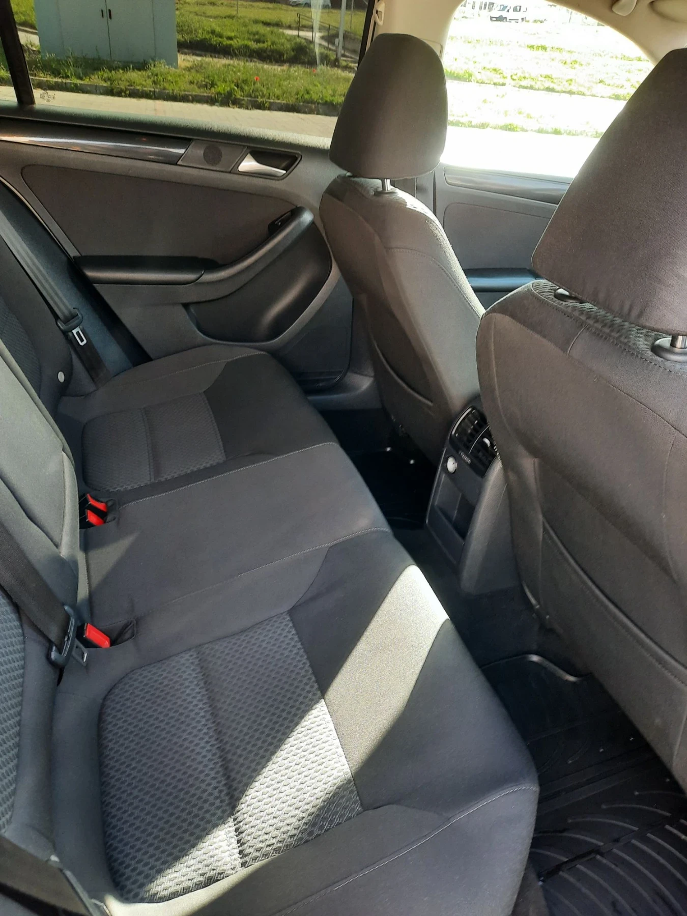 VW Jetta, снимка 7 - Автомобили и джипове - 56246413
