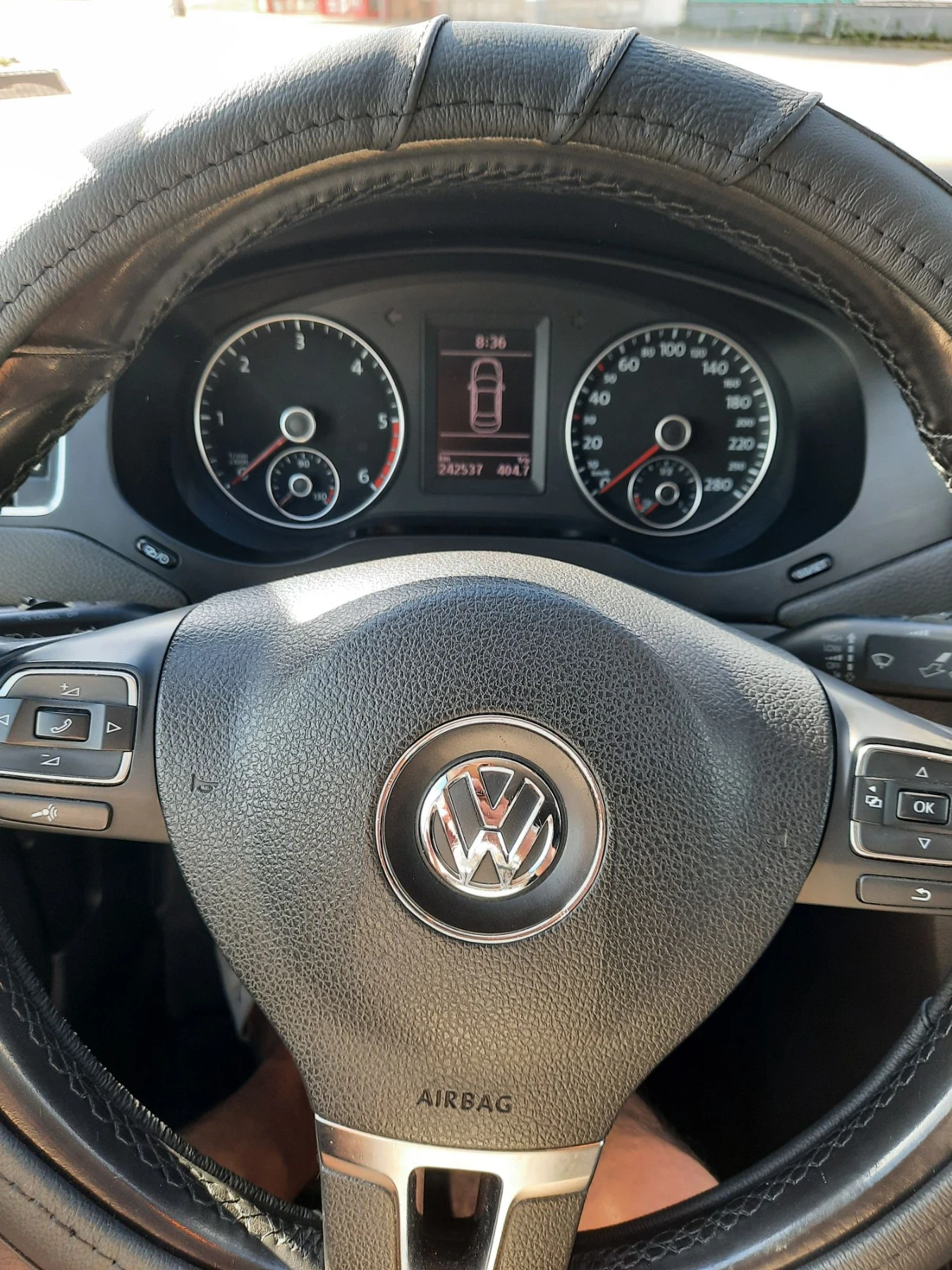 VW Jetta, снимка 9 - Автомобили и джипове - 56246413
