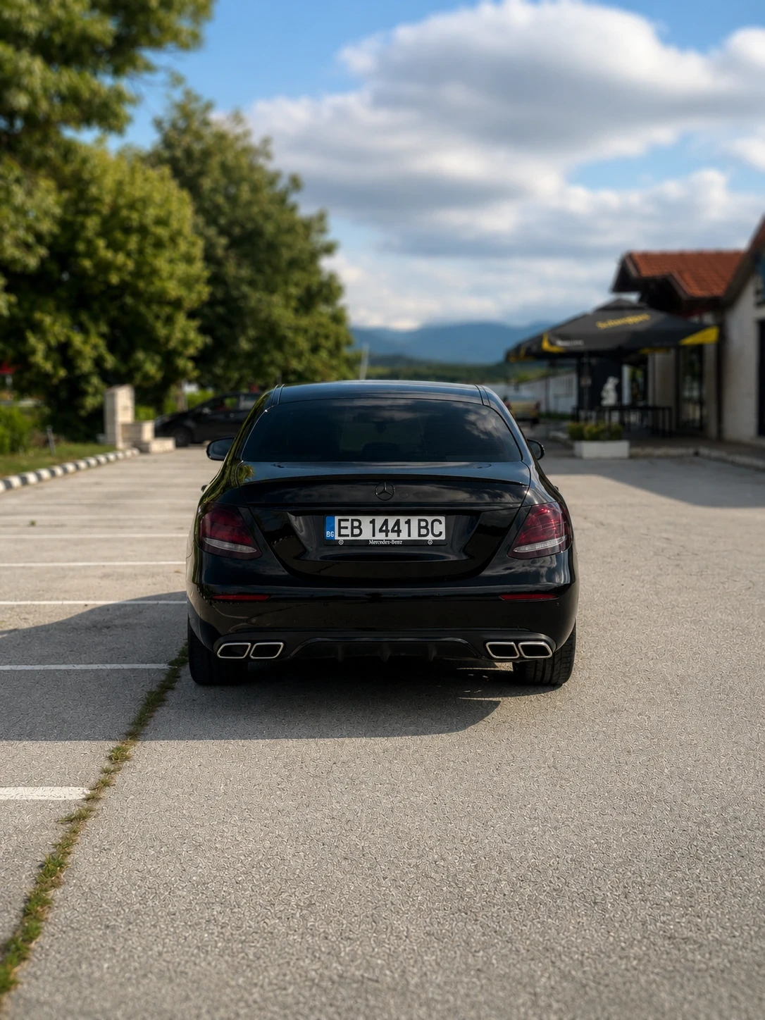 Mercedes-Benz E 220 ДИГИТАЛ* AMG* ЛИЗИНГ, снимка 5 - Автомобили и джипове - 56548600