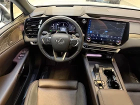 Lexus RX 450h plus НОВ!/LUXURY/292HP/PANO/M.LEV./360/HUD/MEMO/748g, снимка 9