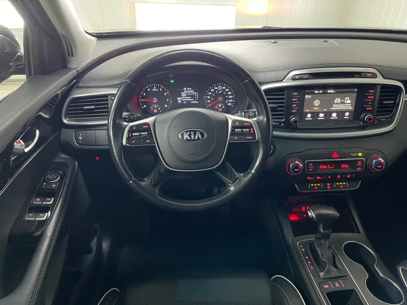 Kia Sorento AWD 6+ 1  * 57 900 км* , снимка 12 - Автомобили и джипове - 46830022