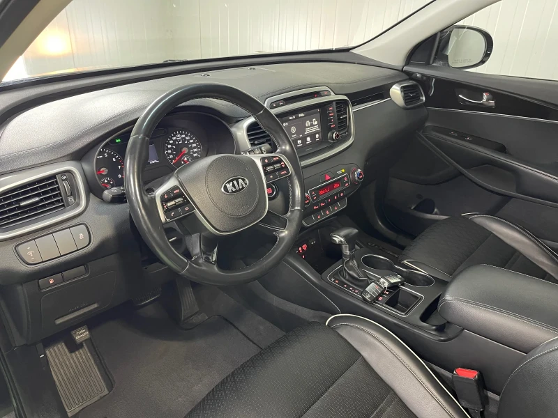 Kia Sorento AWD 6+ 1  * 57 900 км* , снимка 9 - Автомобили и джипове - 46830022