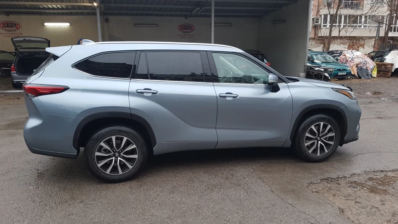 Toyota Highlander 2.5 HYBRID 22X KM, снимка 4 - Автомобили и джипове - 48154019