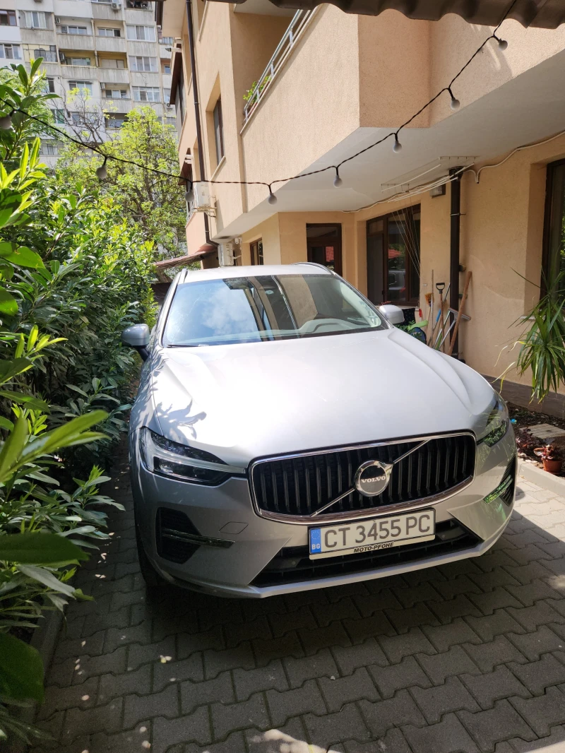 Volvo XC60 2, 0 TDI Mild Hybrid, снимка 3 - Автомобили и джипове - 50045696