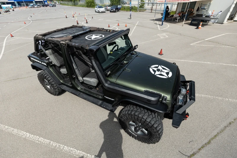 Jeep Wrangler JK 2.8CRD, снимка 10 - Автомобили и джипове - 52174615