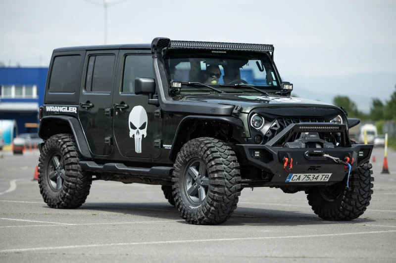 Jeep Wrangler JK 2.8CRD, снимка 3 - Автомобили и джипове - 52174615