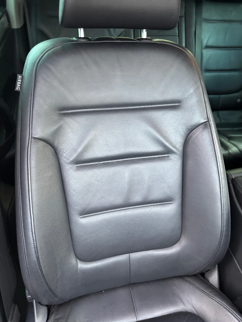 VW Touareg Джип, снимка 14 - Автомобили и джипове - 52203501