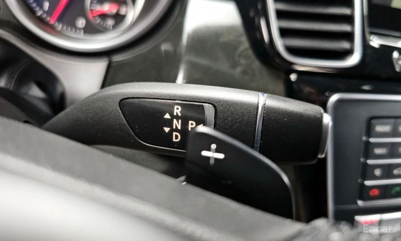 Mercedes-Benz GLE 350, снимка 9 - Автомобили и джипове - 52926302