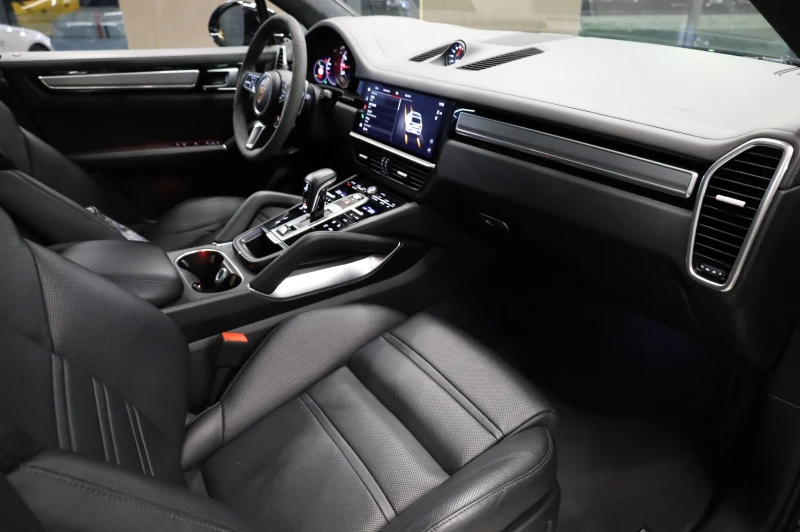 Porsche Cayenne COUPE* TURBO* MATRIX LIGHTS* BURMESTER* 360* , снимка 15 - Автомобили и джипове - 52930363