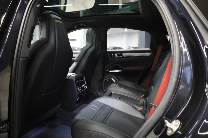 Porsche Cayenne COUPE* TURBO* MATRIX LIGHTS* BURMESTER* 360* , снимка 17 - Автомобили и джипове - 52930363