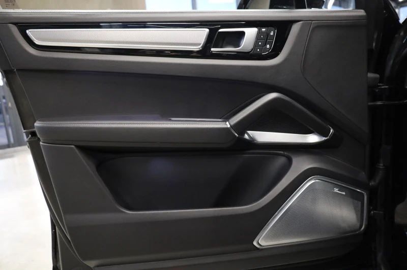 Porsche Cayenne COUPE* TURBO* MATRIX LIGHTS* BURMESTER* 360* , снимка 10 - Автомобили и джипове - 52930363