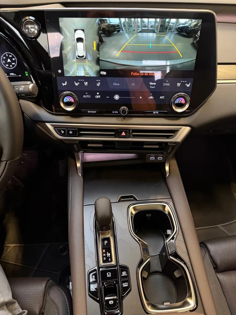 Lexus RX 450h plus НОВ!/LUXURY/292HP/PANO/M.LEV./360/HUD/MEMO/748g, снимка 10 - Автомобили и джипове - 53336434