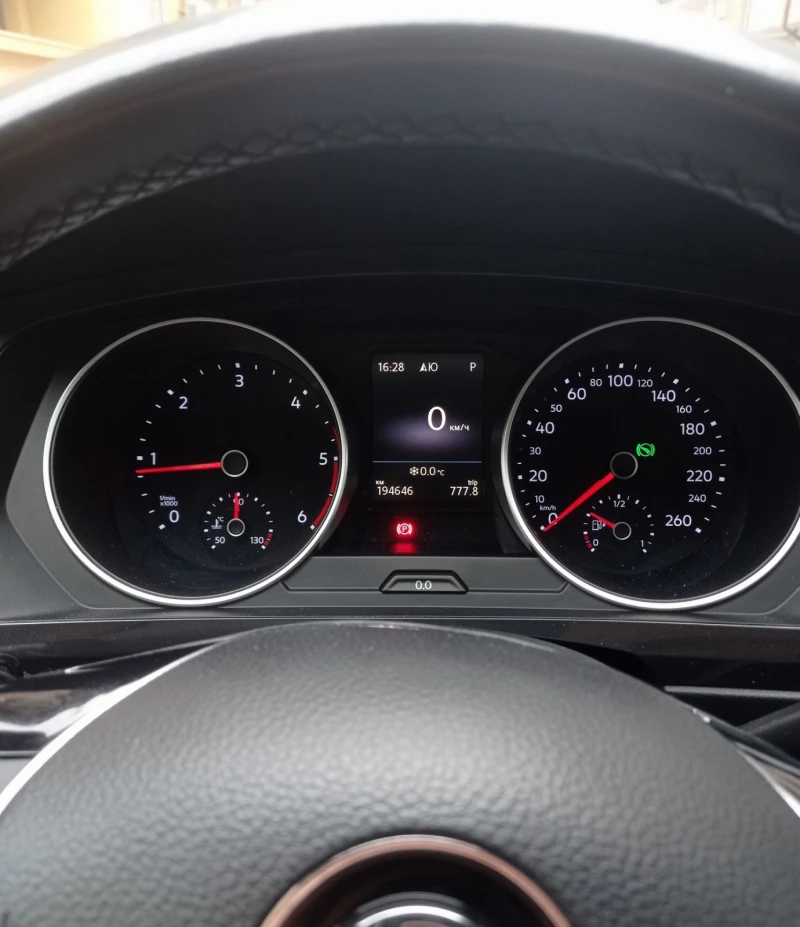 VW Tiguan 2.0/150 кс./ DSG7/ model 2017, снимка 14 - Автомобили и джипове - 53433227