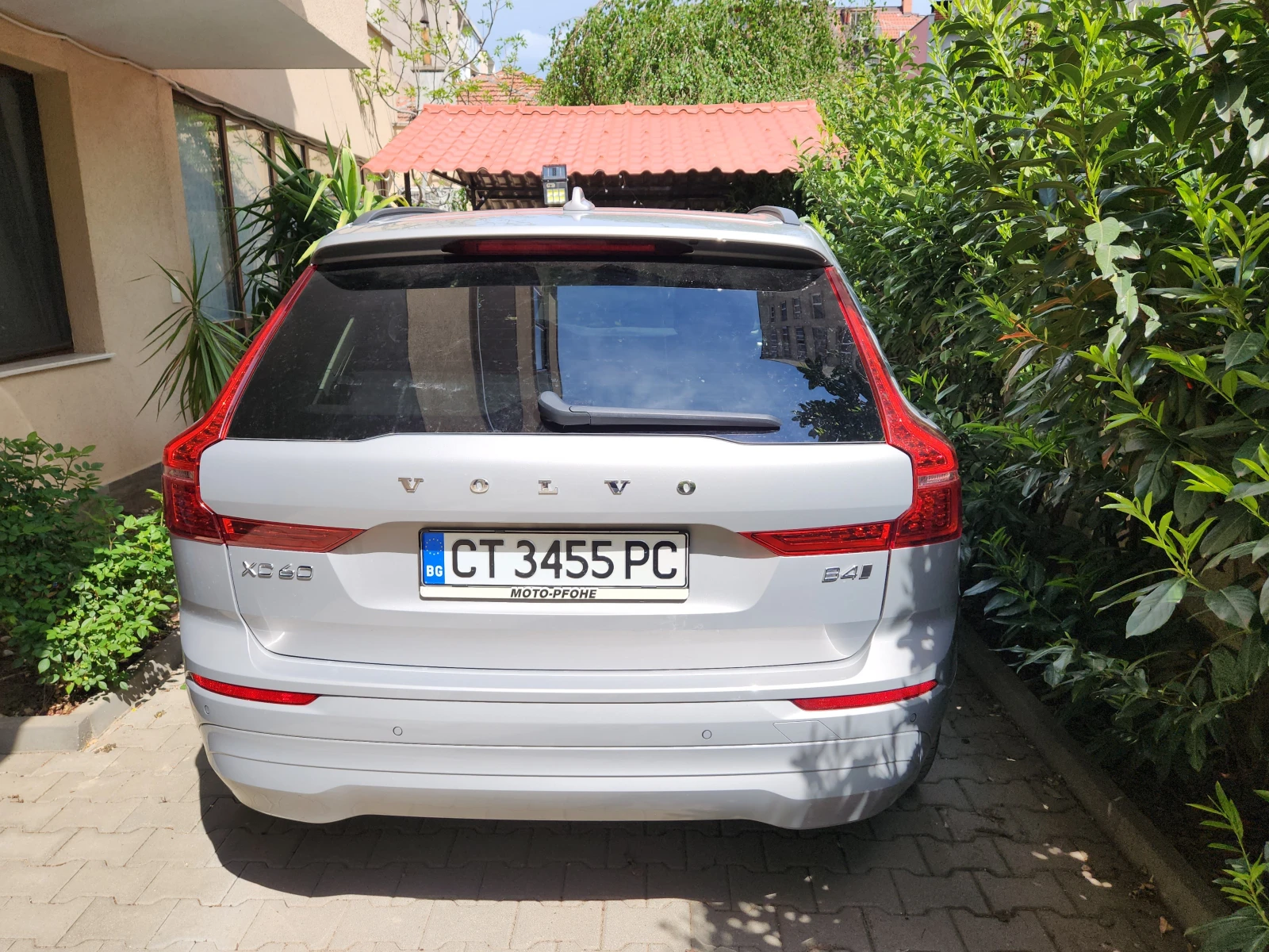 Volvo XC60 2, 0 TDI Mild Hybrid - изображение 6