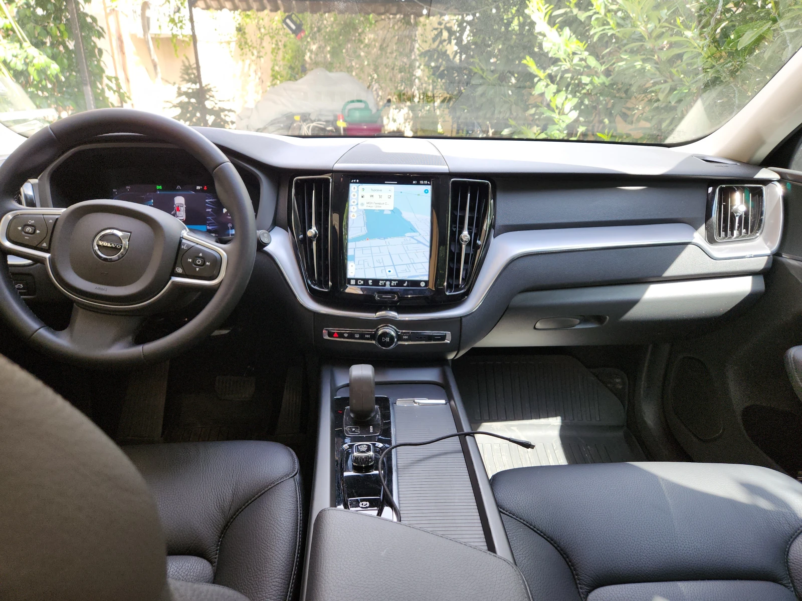 Volvo XC60 2, 0 TDI Mild Hybrid - изображение 10