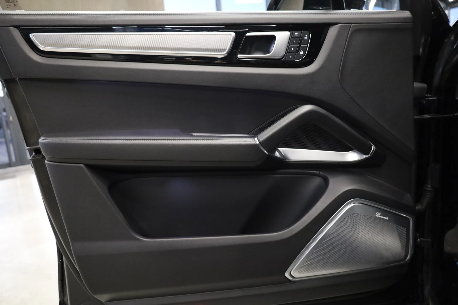 Porsche Cayenne COUPE* TURBO* MATRIX LIGHTS* BURMESTER* 360*  | Mobile.bg � ����������� 10