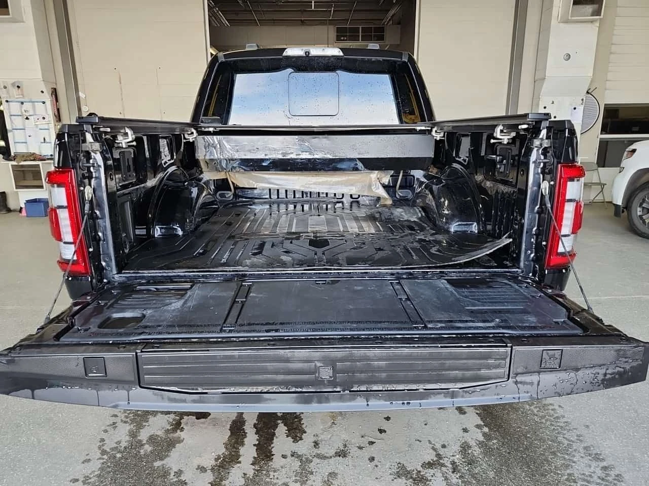 Ford F150 * RAPTOR* DIGITAL* ПОДГРЕВ* ОБДУХВАНЕ* 360 КАМЕРА*, снимка 14 - Автомобили и джипове - 54228761