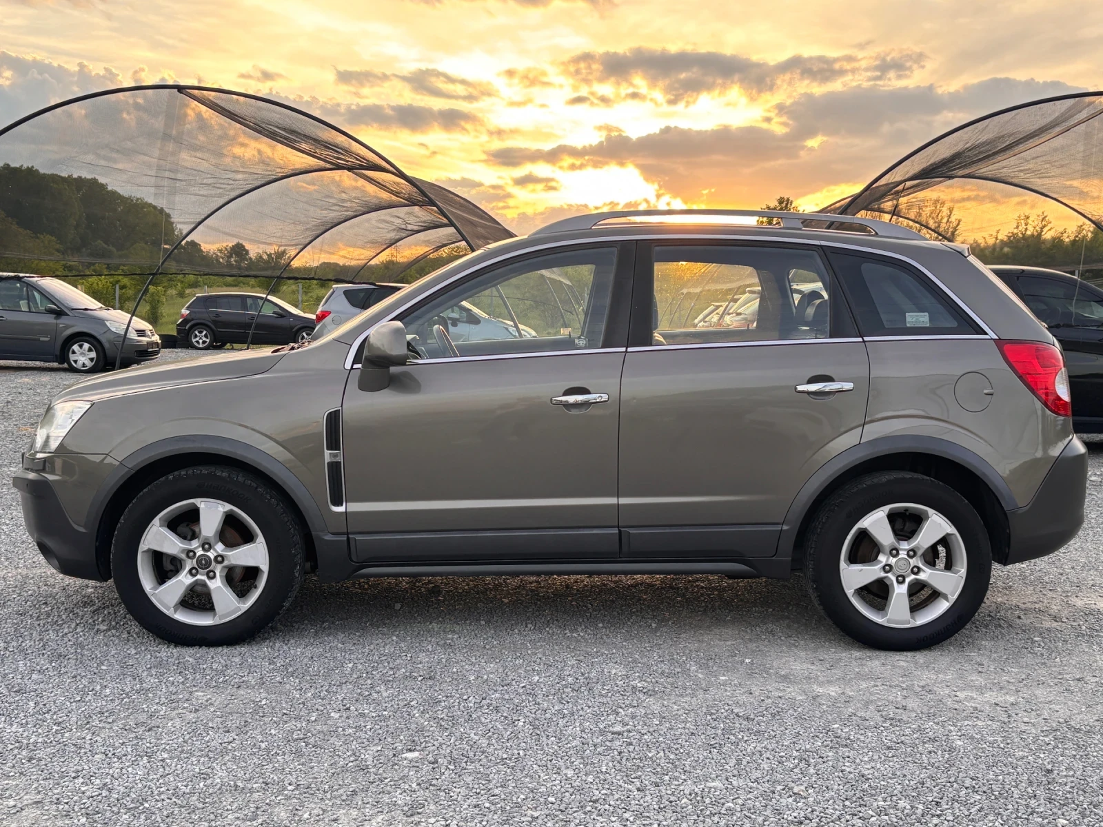 Opel Antara 2.0 CDTI 4x4, снимка 3 - Автомобили и джипове - 54445899