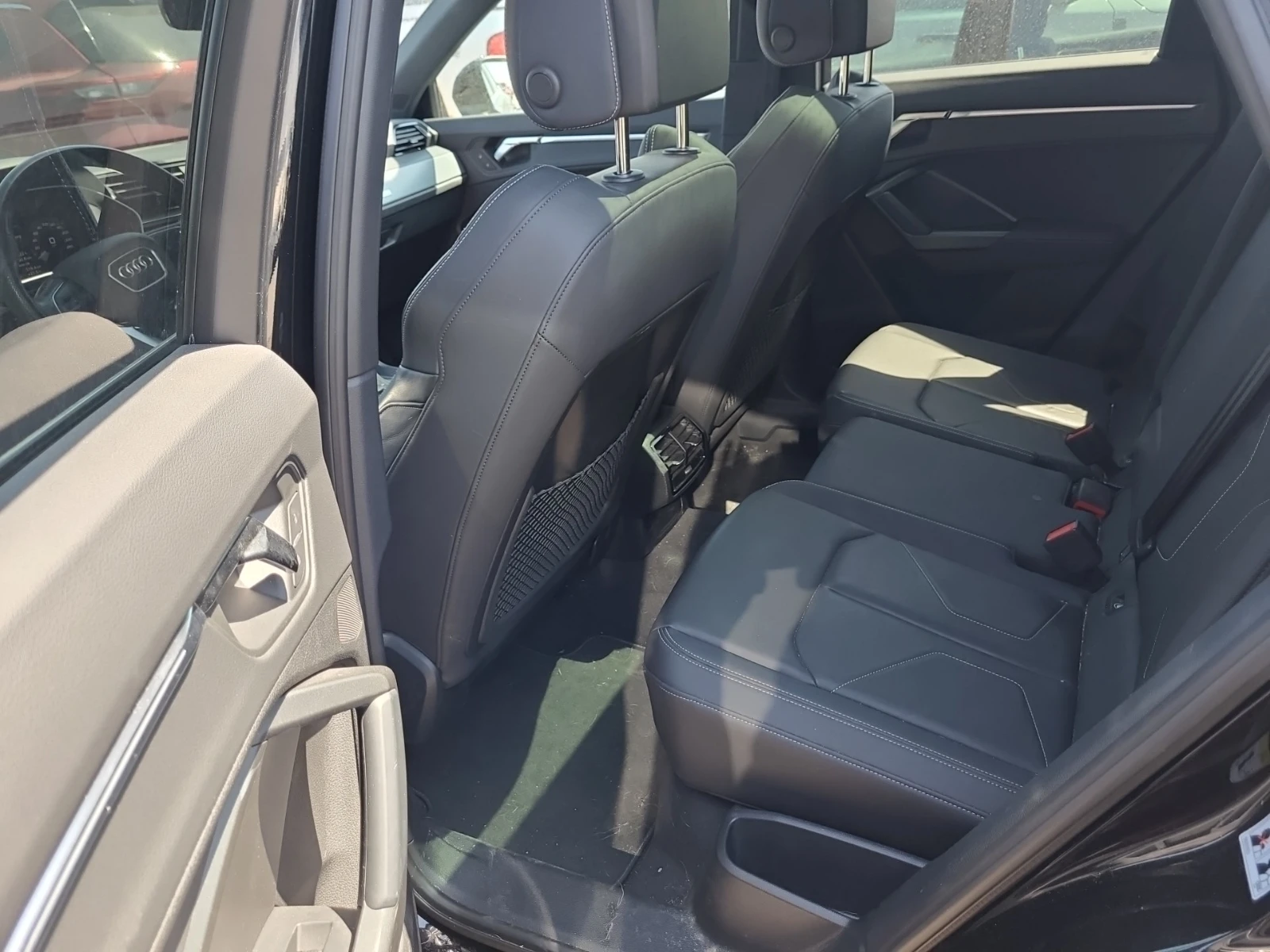 Audi Q3 S line Premium Plus 45 TFSI quattro, снимка 14 - Автомобили и джипове - 54453584
