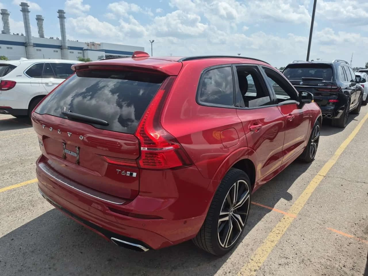 Volvo XC60  R DESIGN | 360 | DISTRONIC | ЦЕНА ДО БЪЛГАРИЯ | , снимка 3 - Автомобили и джипове - 55135713