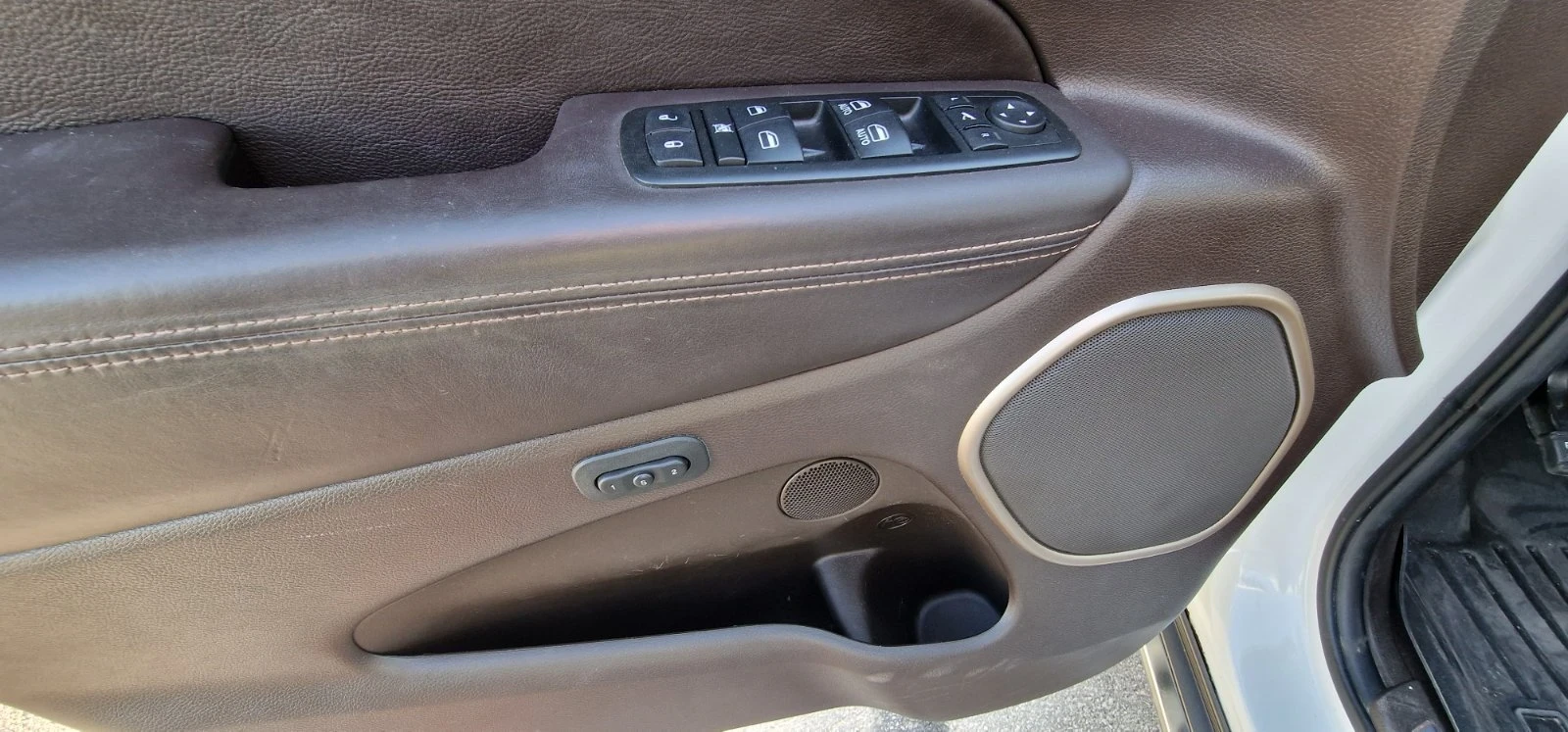 Jeep Grand cherokee 5.7 SUMMIT , снимка 7 - Автомобили и джипове - 55903274