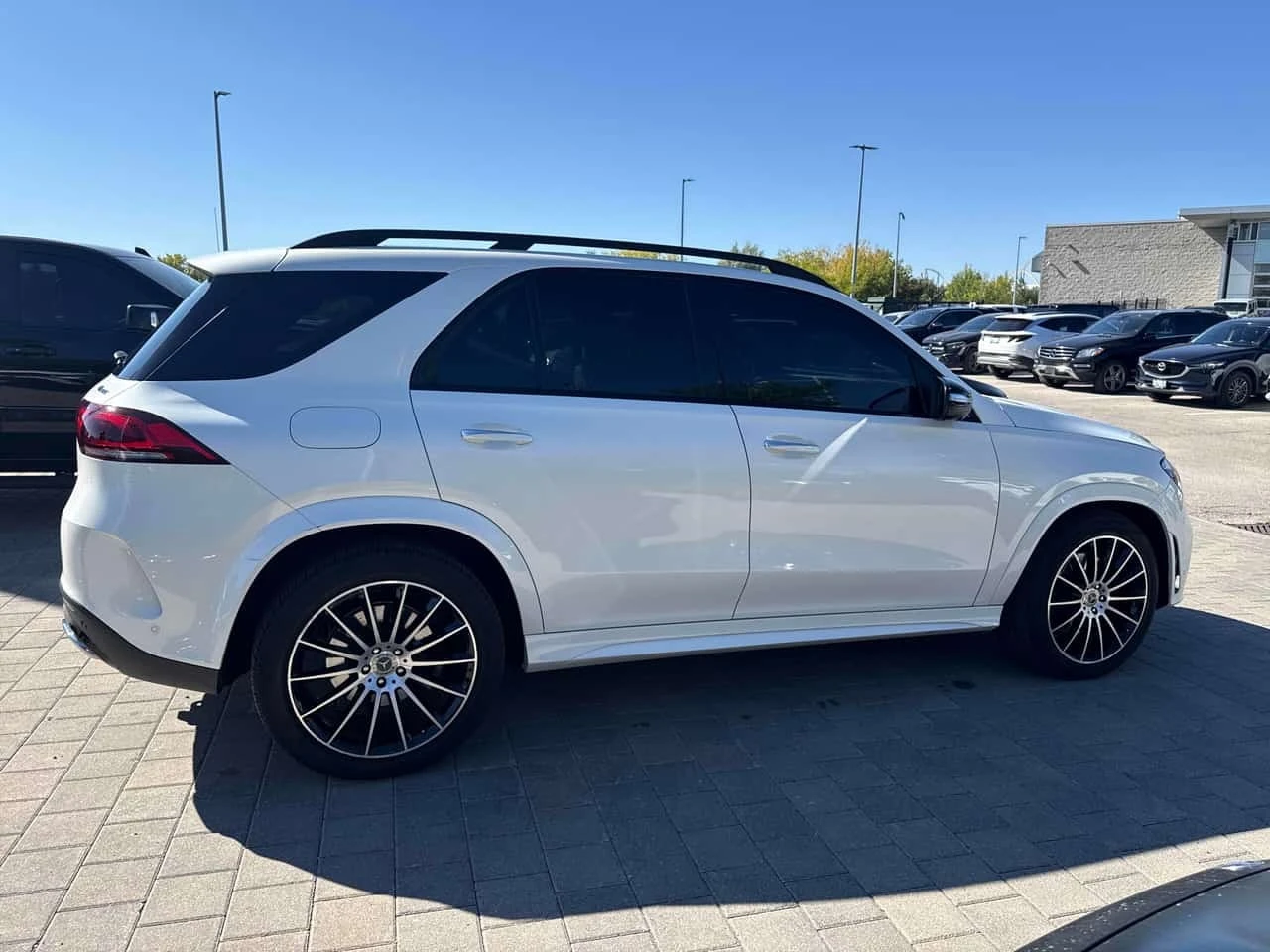 Mercedes-Benz GLE 450 | CARFAX | ГЛАВНО ПРЕДСТАВИТЕЛСТВО НА MERCEDES, снимка 4 - Автомобили и джипове - 56217279