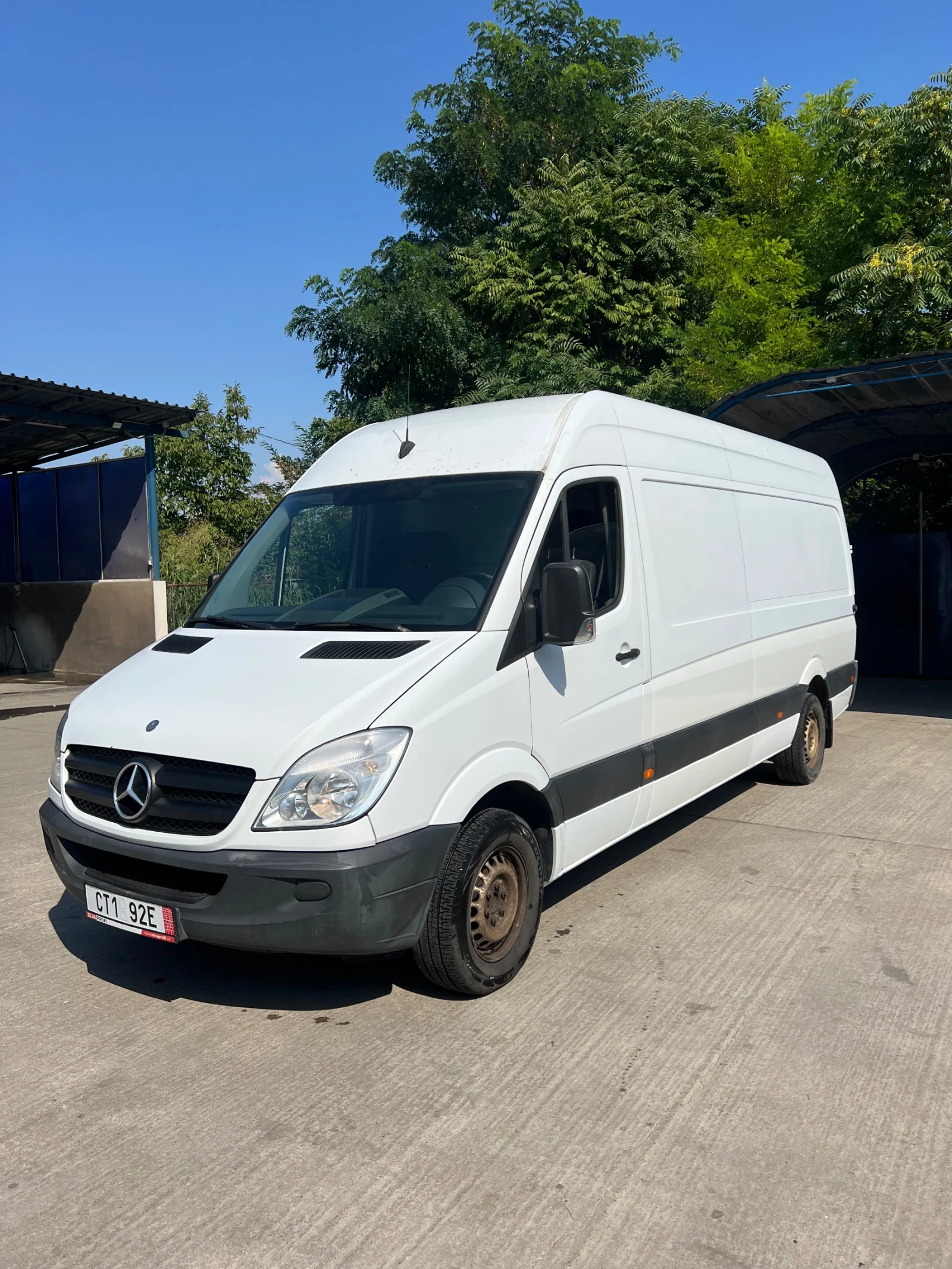 Mercedes-Benz 320