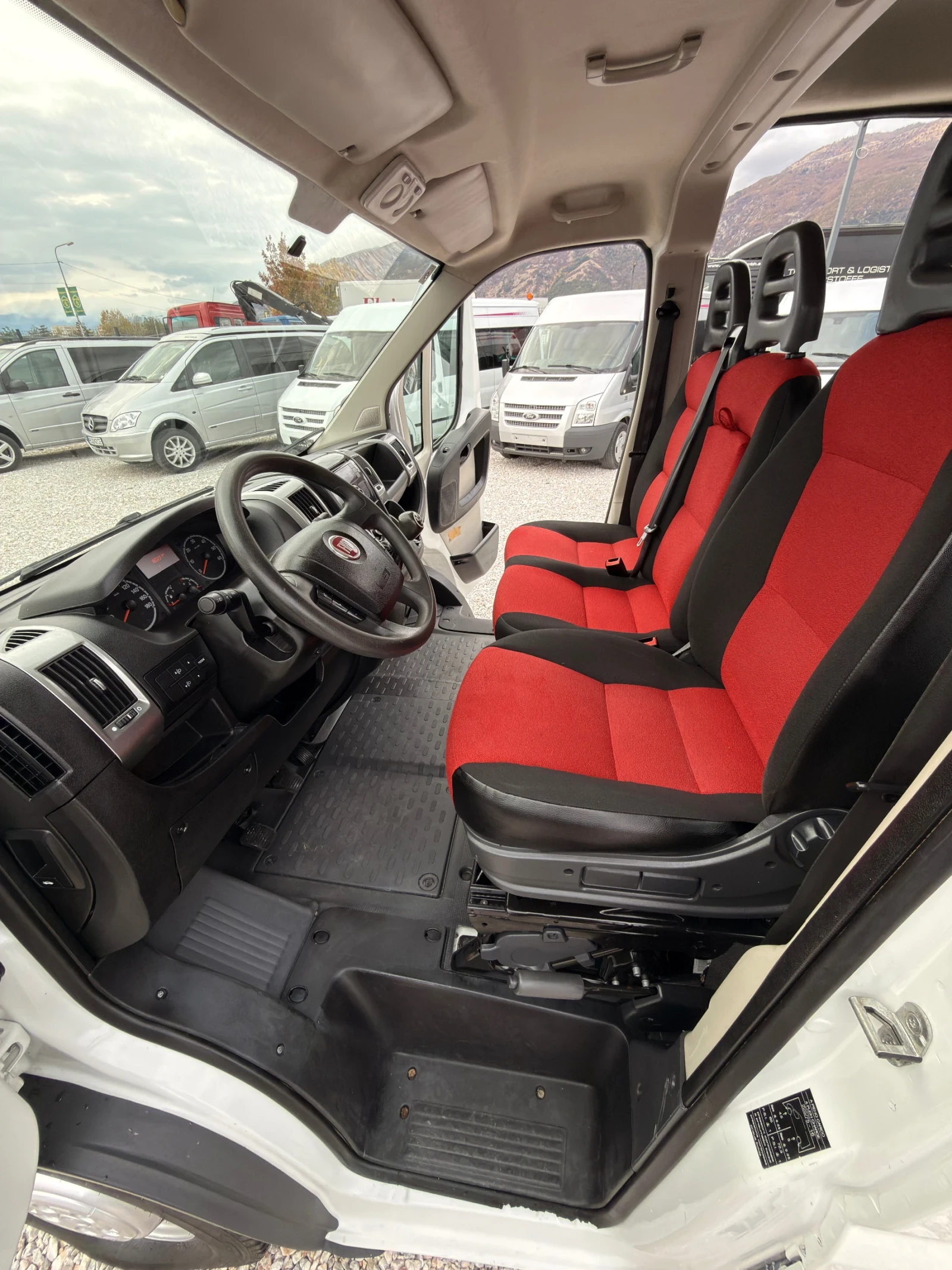 Fiat Ducato 2.3JTD-Клима-6местен-Евро5-MAXII, снимка 12 - Бусове и автобуси - 56659547
