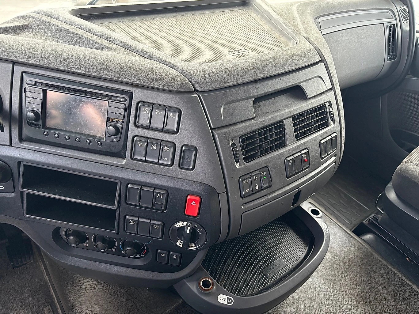 Daf XF 460FT - изображение 10