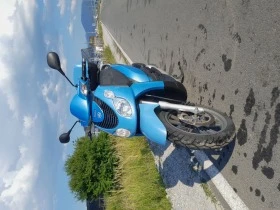     Piaggio Carnaby 200es