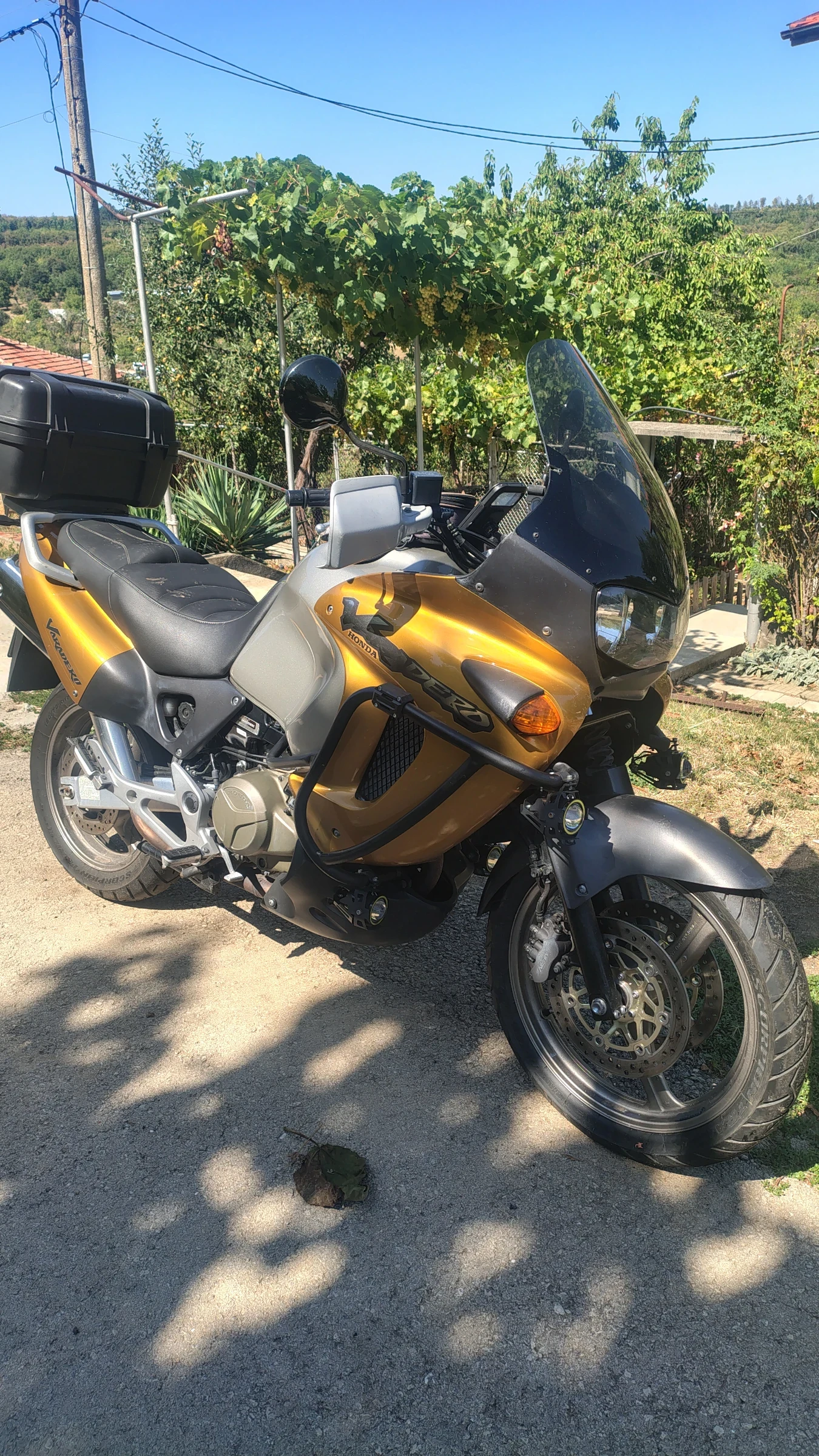 Honda Varadero XL 1000, снимка 5 - Мотоциклети и мототехника - 55887336