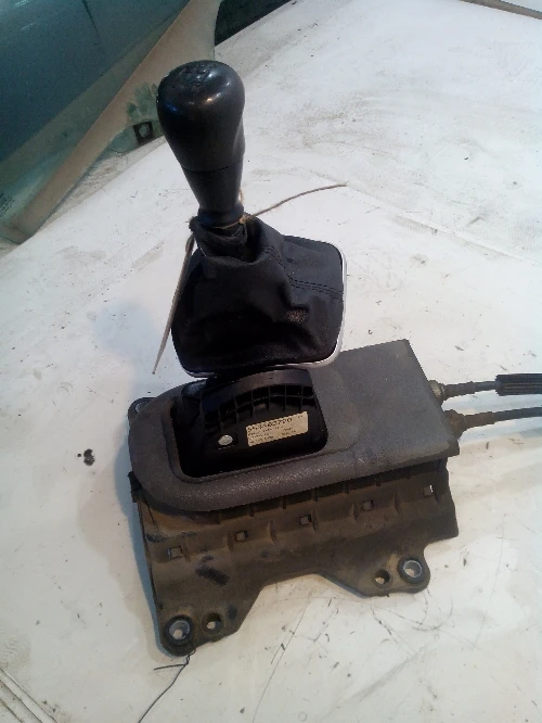 Скоростен лост за Фиат Пунто 1.3JTD