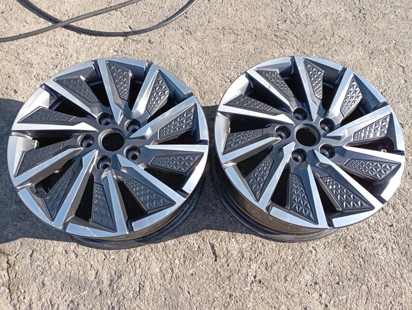   Hyundai Ioniq | Mobile.bg   3