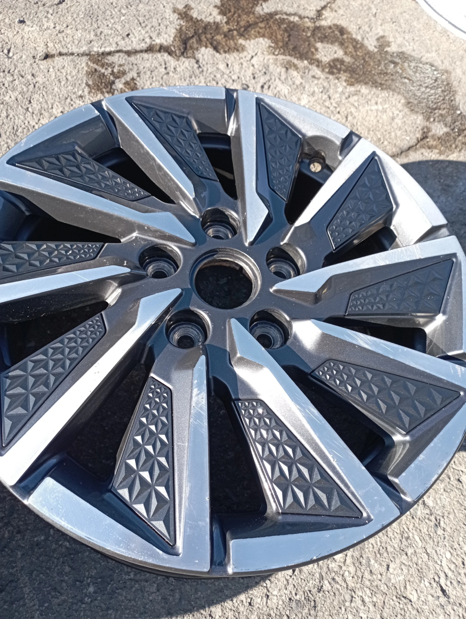   Hyundai Ioniq | Mobile.bg   7