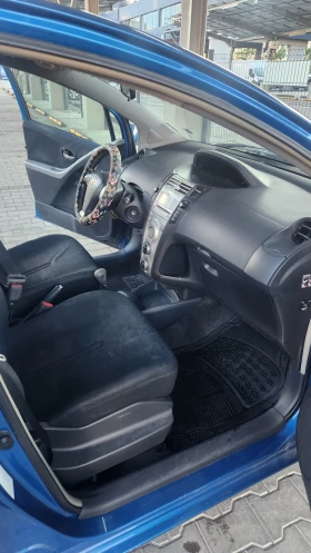 Обява за продажба на Toyota Yaris ~7 300 лв. - изображение 11