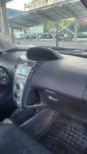Toyota Yaris - 7300 лв. - 15494660 | Car24.bg