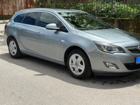 Обява за продажба на Opel Astra Sports Tourer P10 ~9 700 лв. - изображение 1