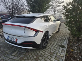 Kia EV6 GT-LINE 4x4 77, 4kWh LONG RANGE  - 66666 лв. / 34085.78 € - 23215173 7