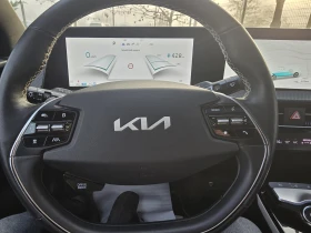 Kia EV6 GT-LINE 4x4 77, 4kWh LONG RANGE  - 66666 лв. / 34085.78 € - 23215173 3