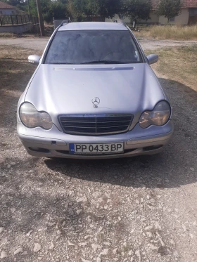 Mercedes-Benz C 220, снимка 8