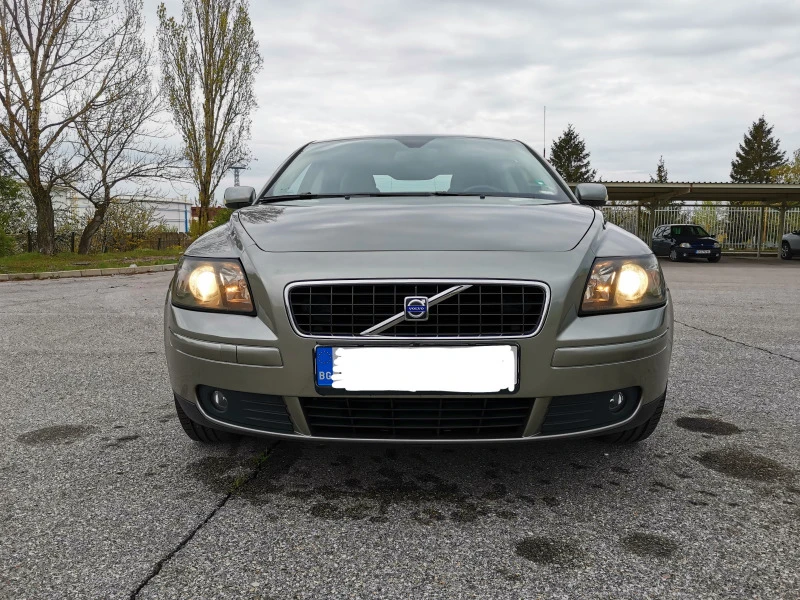 Volvo S40, снимка 2 - Автомобили и джипове - 47843853