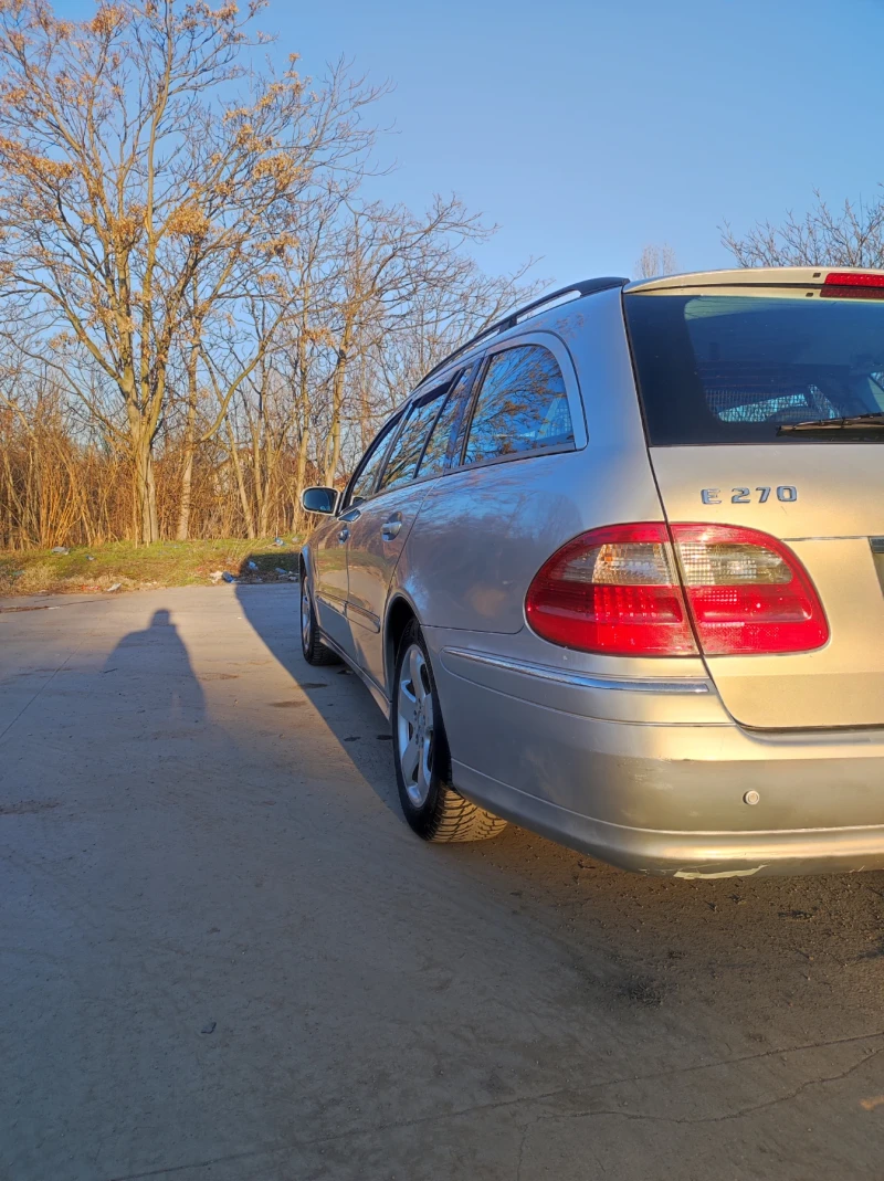 Mercedes-Benz E 270 Е270, снимка 5 - Автомобили и джипове - 47506656